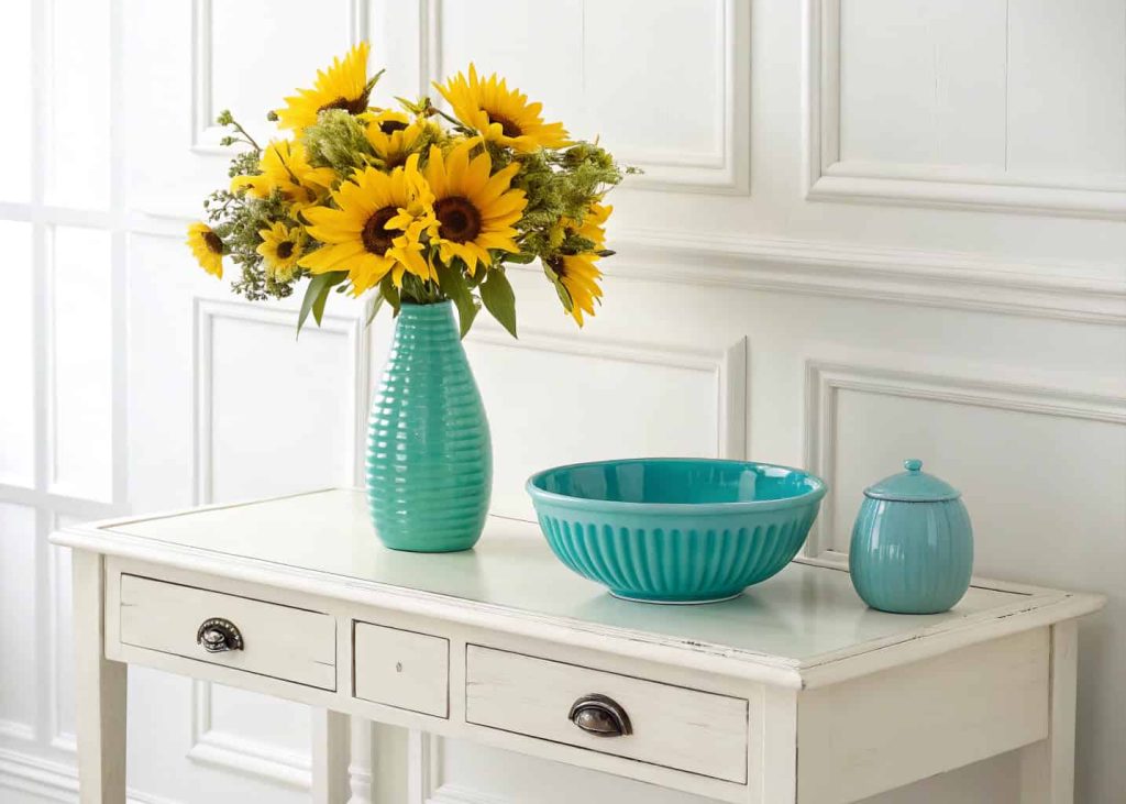 Bright and bold summer colors for console table decorating